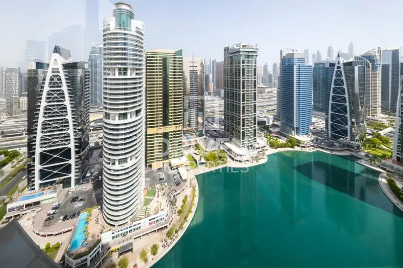 سرمایه‌گذاری در منطقه جمیرا لیک تاورز دبی و خرید ملک در JLT